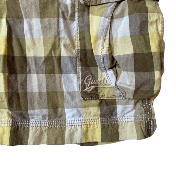 Guess Jeans Men’s Cargo Shorts Plaid Yellow Brown White - Size 33 US - Picture 3 of 6